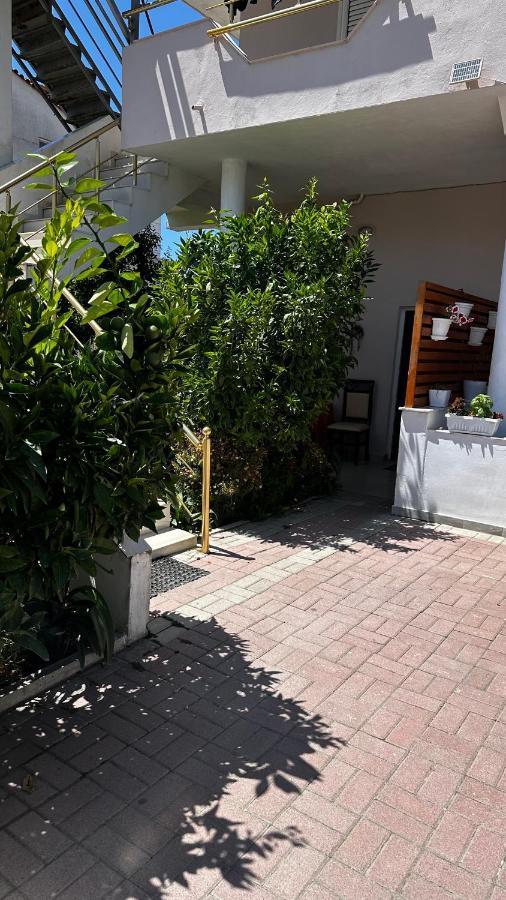Priam Garden Apartment Durres Exterior photo